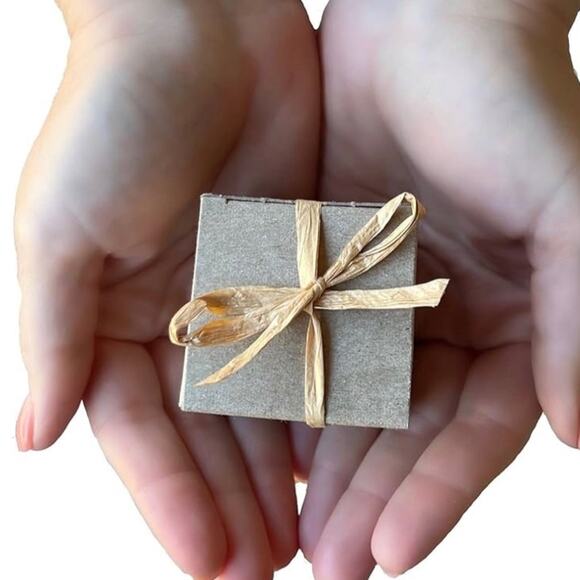 Pregnancy Announcement, Surprise! Quail Egg, unique baby announcement NIB Gift - Picture 5 of 8